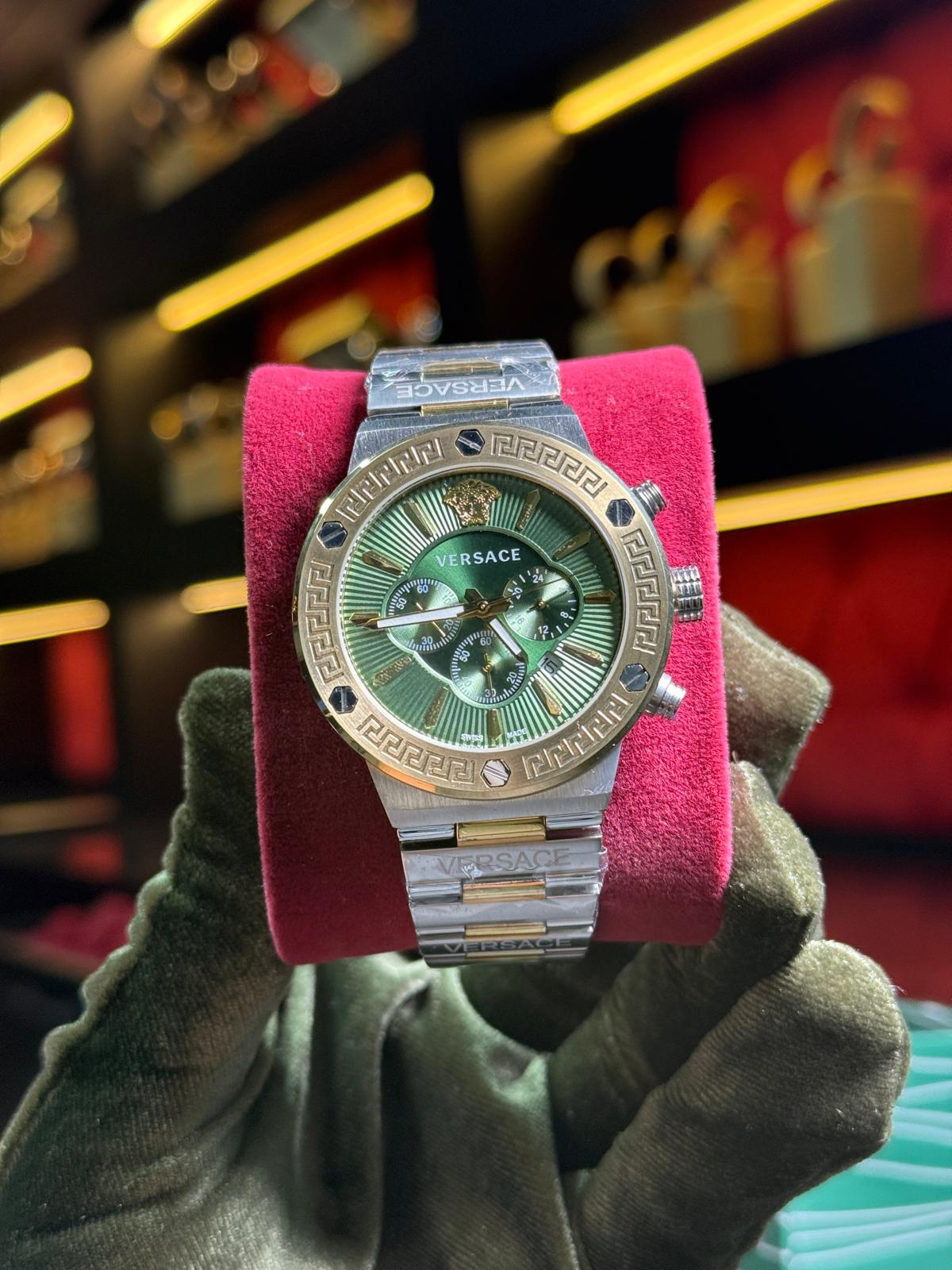 VERSACE